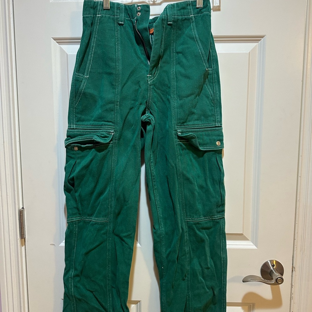 Women’s Green Cargo Pants